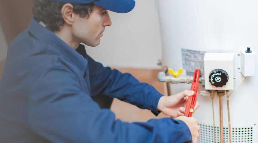 Local water heater installation in Earleton, FL